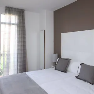 Mh , Barcelona Espanha